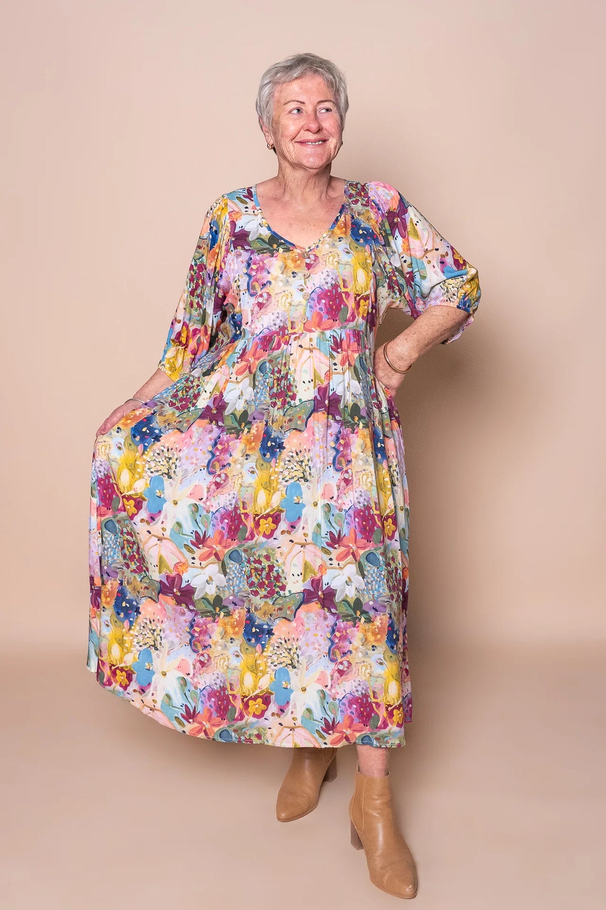 Sofia | Elegante Abito Midi con Stampa Floreale e Maniche 3/4 1