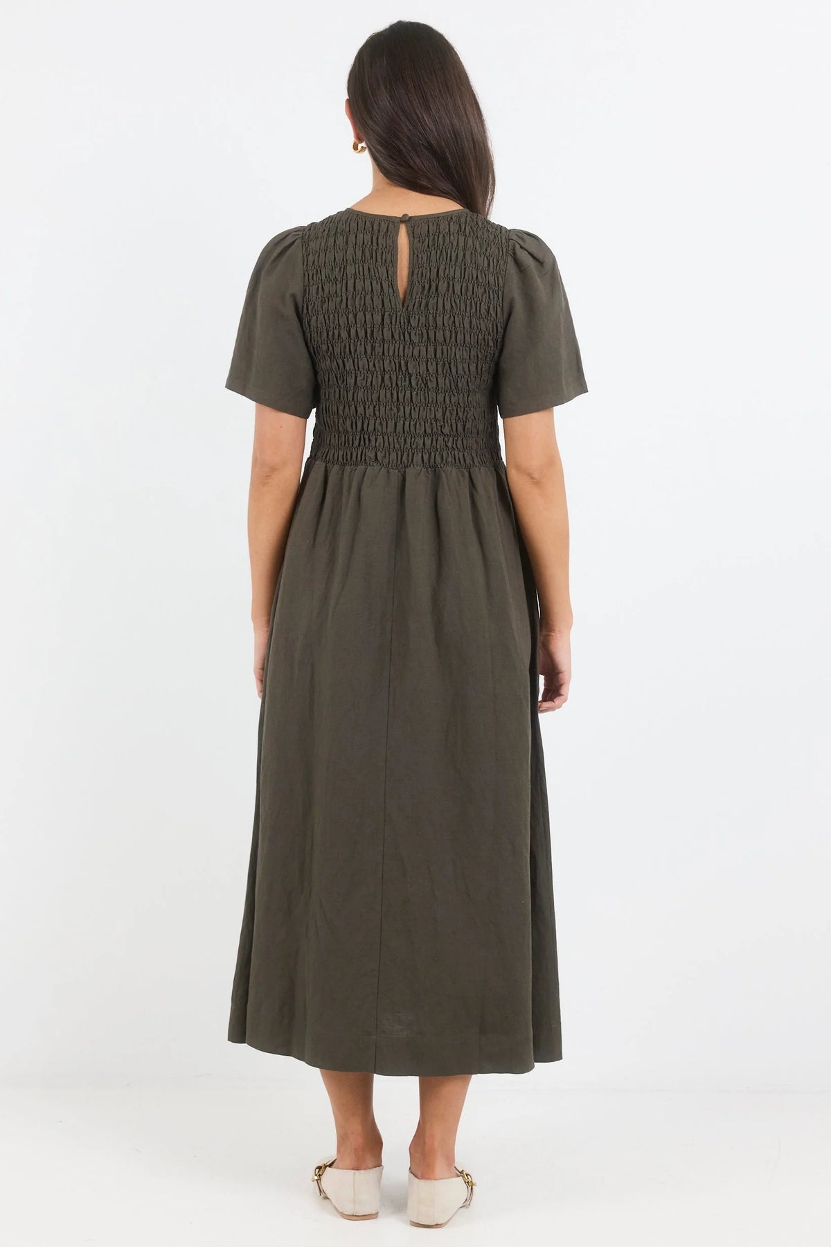 Sofia | Elegante Abito Midi in Lino Verde Oliva per Donna 6