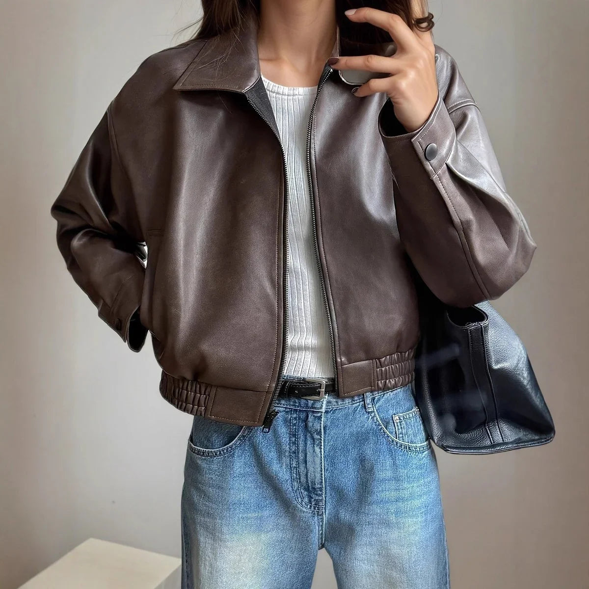 Sofia | Elegante Bomber Nero in Pelle per Donna 0