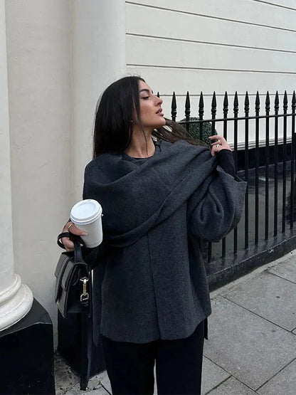 Sofia | Elegante Poncho Invernale Asimmetrico Donna 4