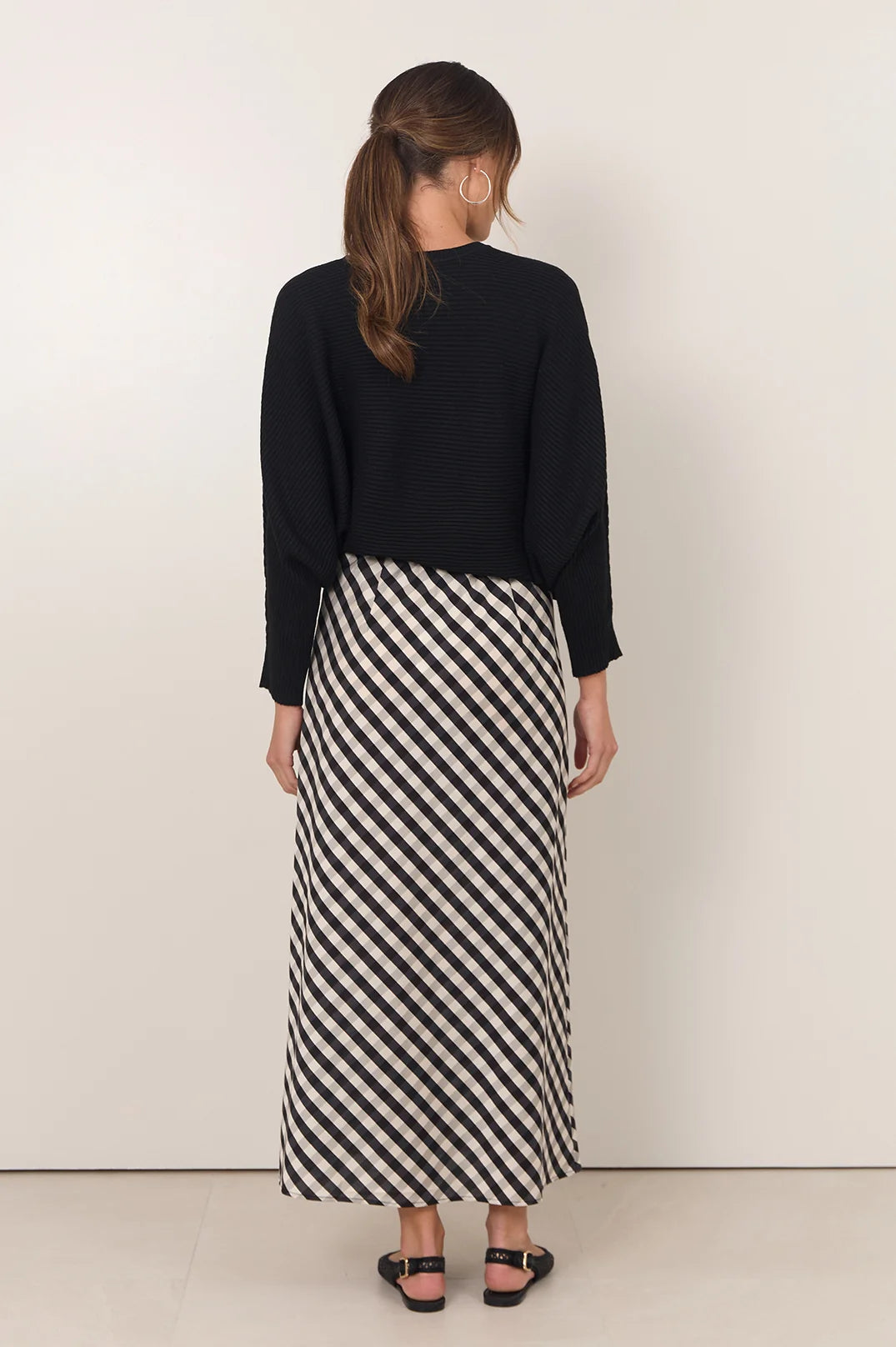 Sophia | Elegante Maxi Gonna a Quadri Bianco e Nero 5