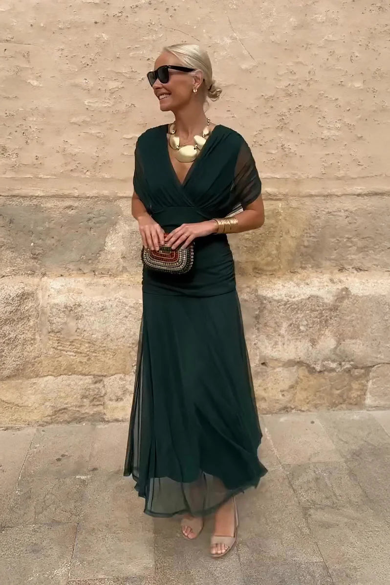 Sophie | Elegante Maxi Dress con Pieghe Gradient e Scollatura a V 2