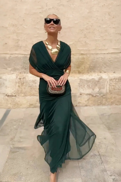 Sophie | Elegante Maxi Dress con Pieghe Gradient e Scollatura a V 4