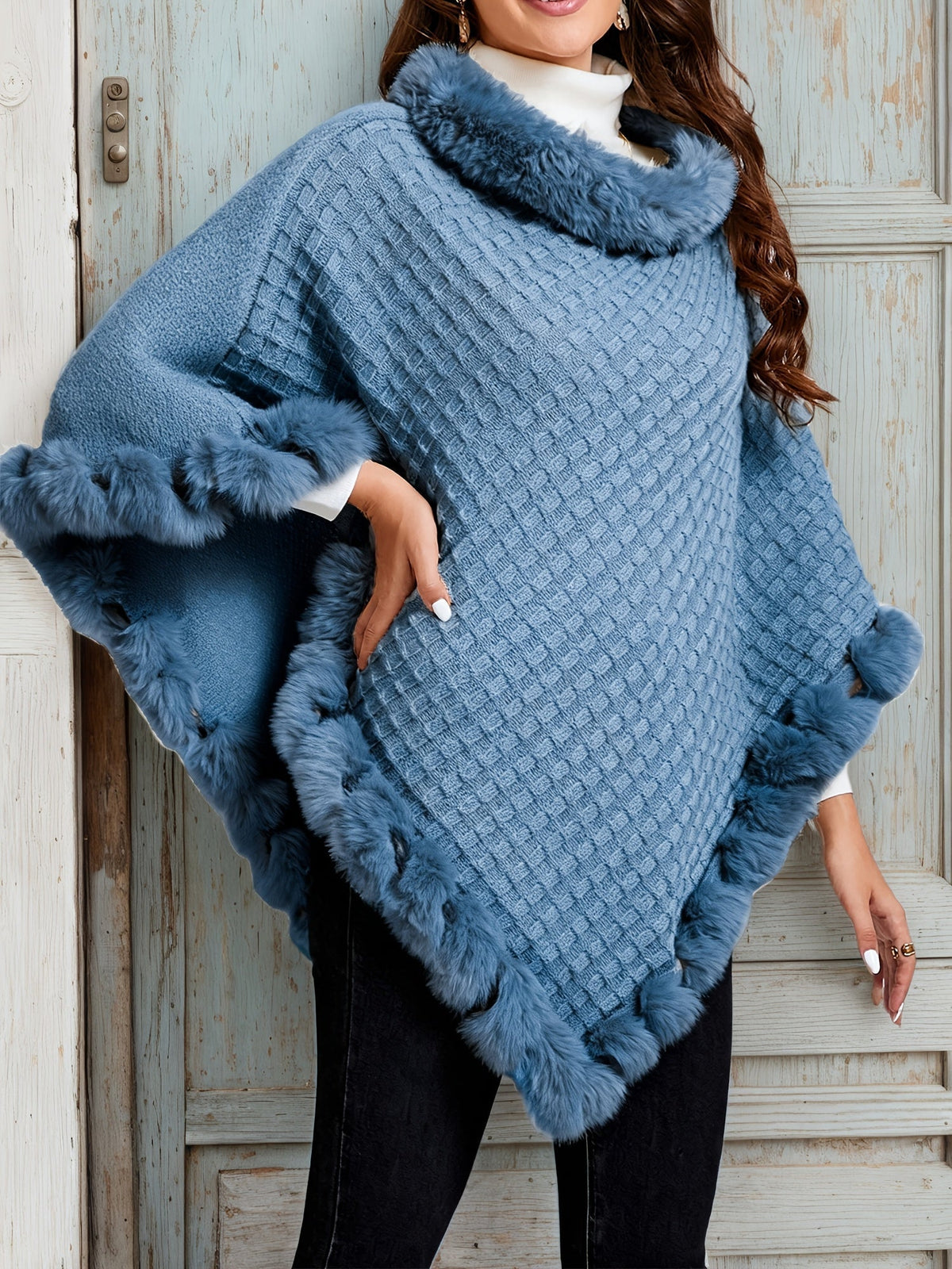 Elisa | Damenstrickponcho mit weichem Kragen - Kuschelige Eleganz