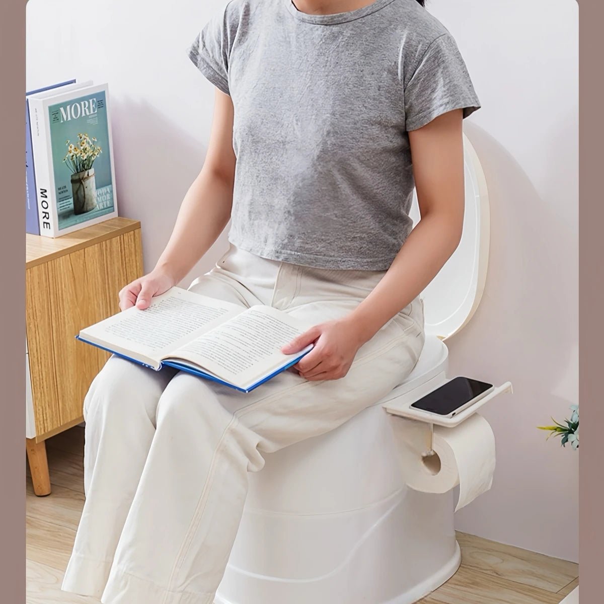 Toilette d'Emergenza Mobile | Design Compatto con Portarotolo e Protezione Odori | Igiene e Comfort in Viaggio 2