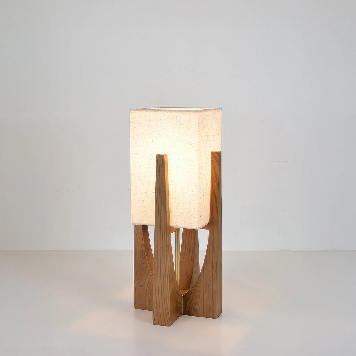 WabiLuma | Elegante Lampada da Terra in Legno con Design Giapponese 8