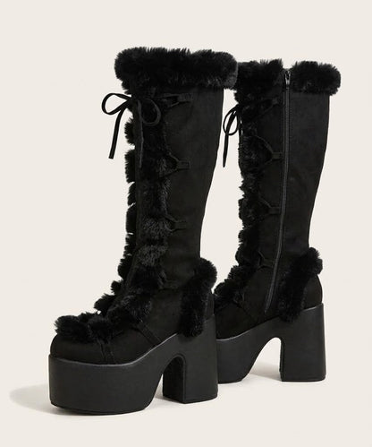 Martina | Damen-Kniehochstiefel aus Wildleder mit Plateau und Blockabsatz - Winterlicher Look