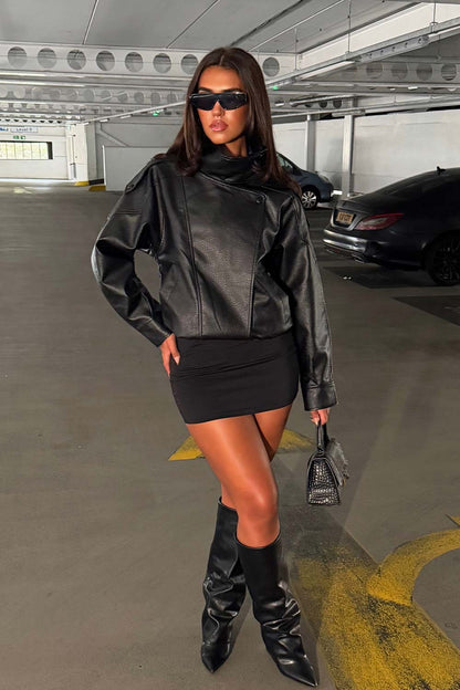 Ludmilla | Giacca Donna in Ecopelle con Collo Alto - Carattere Urbano Ogni Giorno