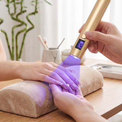 Lampada Unghie Professionale UV LED Portatile con Asciugatura Rapida - hero
