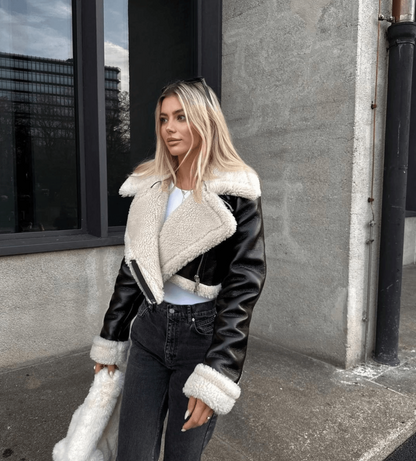 Priscilla | Giacca Donna Effetto Pelle con Collo in Ecopelliccia - Eleganza Invernale