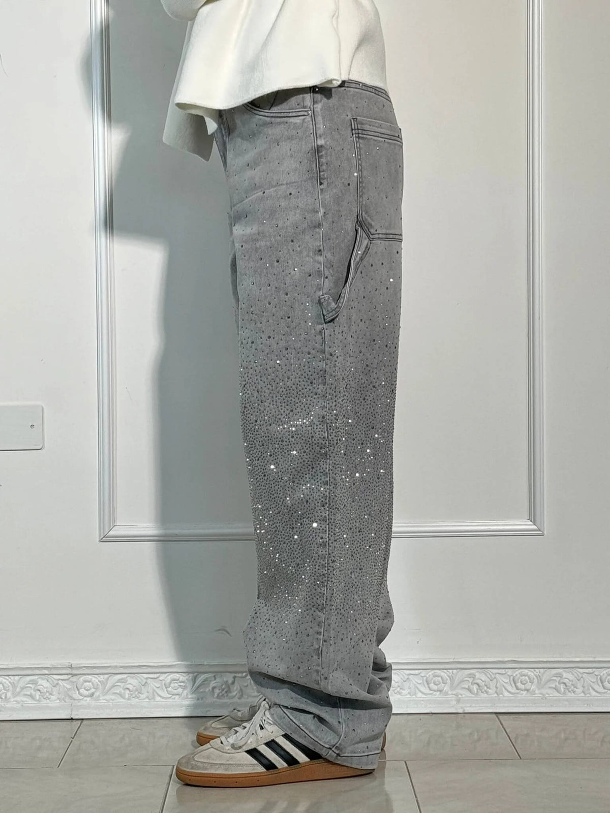 Cristiana | Women's Wide-Fit Jeans with Rhinestones and Cargo Pockets - Sparkling Look