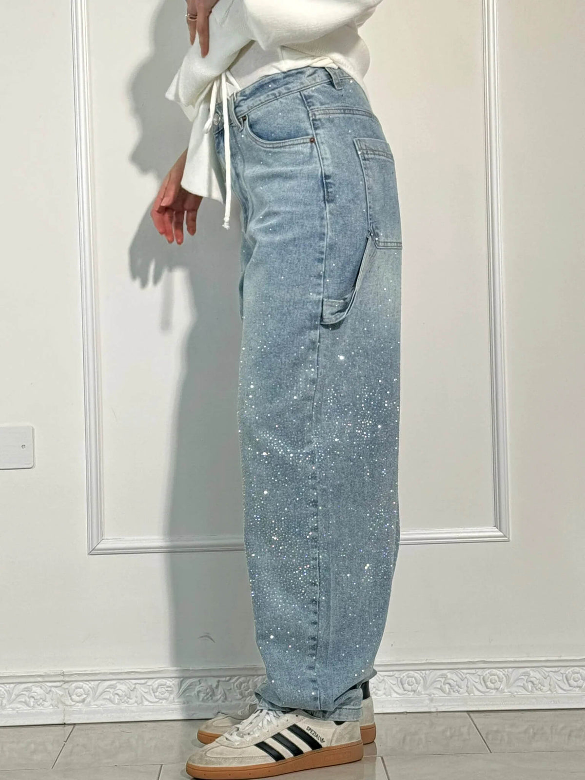 Cristiana | Women's Wide-Fit Jeans with Rhinestones and Cargo Pockets - Sparkling Look