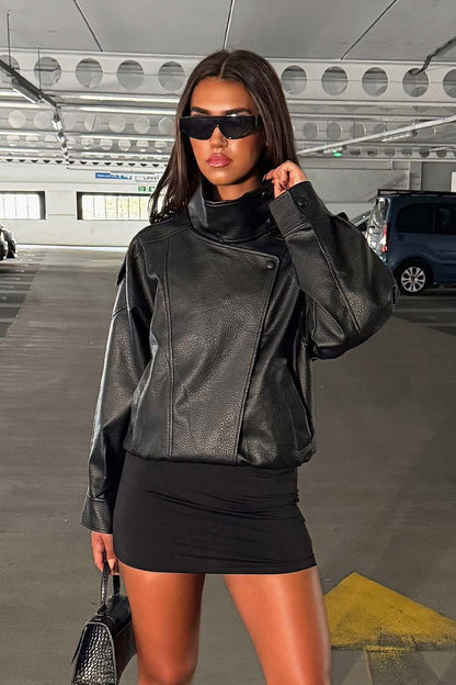 Ludmilla | Giacca Donna in Ecopelle con Collo Alto - Carattere Urbano Ogni Giorno