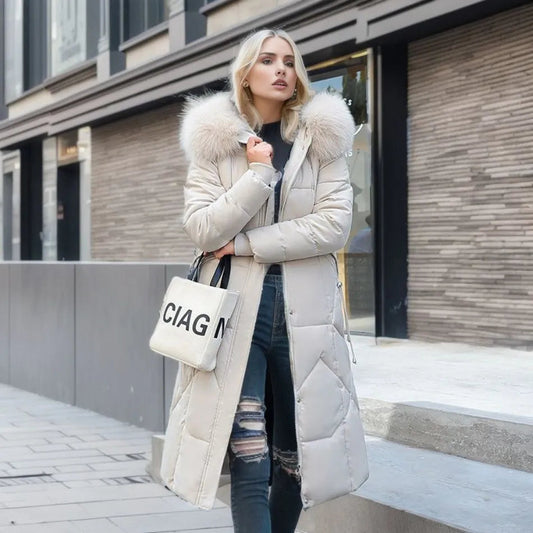 Gisella | Cappotto Trapuntato Donna Lungo con Grande Cappuccio Bordato - Eleganza Invernale