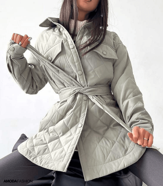 Erica | Oversize-Damensteppjacke mit Gürtel - Entspannte, wattierte Winterjacke